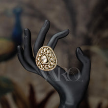 Load image into Gallery viewer, Karas