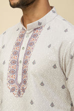 Load image into Gallery viewer, Off White Printed Kurta Set