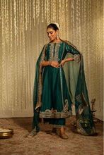Load image into Gallery viewer, SABIRAH - EMERALD GREEN