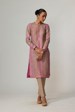 Load image into Gallery viewer, MUD MAUVE MULTICOLOR KURTA SET