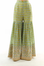 Load image into Gallery viewer, Janhavi Peplum Set