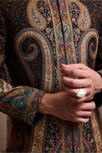 Load image into Gallery viewer, AMAWAR ACHKAN BLACK KURTA TROUSER