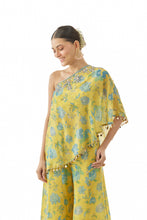 Load image into Gallery viewer, Vanshita One-Shoulder Set