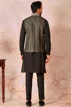 Load image into Gallery viewer, Silver Embroidered Linen Kurta Bundi Set