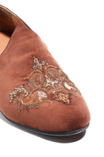 Load image into Gallery viewer, Golden Hues Velvet Mojdis