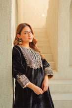Load image into Gallery viewer, Nisreen - Short Kalidaar Chauga with Salwar
