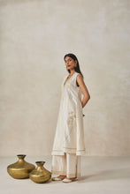 Load image into Gallery viewer, Kurta Pallazo Set