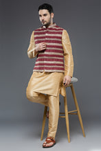 Load image into Gallery viewer, Wine and Beige Vest Set