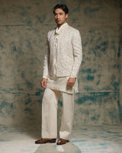 Load image into Gallery viewer, Honeyed Ivory Pearl Short Jacket set