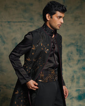 Load image into Gallery viewer, Black and Gold hand embriodered shrug set