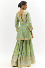 Load image into Gallery viewer, Tanvi Peplum Set