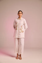 Load image into Gallery viewer, LISA