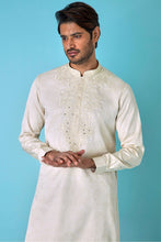 Load image into Gallery viewer, Ivory Glamour: Jacquard Print Mirror Embroidered Kurta