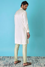 Load image into Gallery viewer, Ivory Glamour: Jacquard Print Mirror Embroidered Kurta