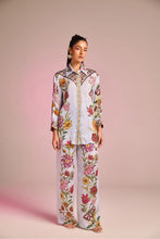 Load image into Gallery viewer, FLORA