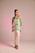 Load image into Gallery viewer, BELLA