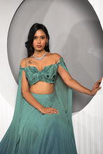 Load image into Gallery viewer, COLUMBINE SET