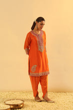 Load image into Gallery viewer, Anjum - Short Kurta with Dhoti