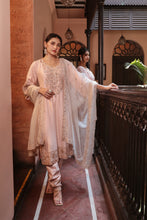 Load image into Gallery viewer, PEACH EMBROIDERD SUIT