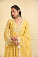 Load image into Gallery viewer, yellow KURTA SET WITH DUPATTA & PANTS