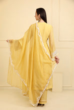 Load image into Gallery viewer, yellow KURTA SET WITH DUPATTA & PANTS