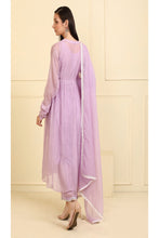 Load image into Gallery viewer, LILAC KURTA SET WITH DUPATTA & PANTS