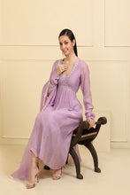 Load image into Gallery viewer, LILAC KURTA SET WITH DUPATTA & PANTS
