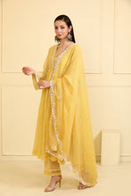 Load image into Gallery viewer, yellow KURTA SET WITH DUPATTA & PANTS