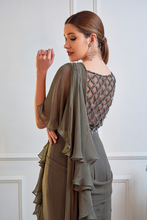 Load image into Gallery viewer, WAFFLE NET BLOUSE RUFFLE SAREE