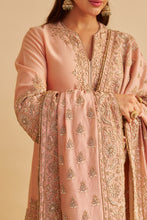 Load image into Gallery viewer, Areeba - Dabka Zardozi Embroidered Pure Banarasi Off Rose Short Kurta & Salwar with Dupatta