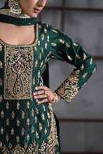 Load image into Gallery viewer, Green embroidred kurti, booti sharara and dupatta