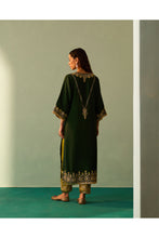 Load image into Gallery viewer, GREEN SILK Choga Set
