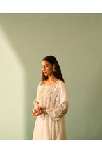Load image into Gallery viewer, Ivory silk choga set