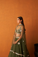 Load image into Gallery viewer, Forest Green Raw Silk Lehenga Set