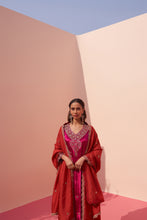 Load image into Gallery viewer, Rani Pink Velvet Kurta Set