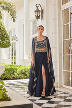 Load image into Gallery viewer, JACKETS AND CAPES