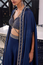 Load image into Gallery viewer, TUSSAR BLOUSE ORGANZA SKIRT HABUTAI JACKET