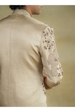 Load image into Gallery viewer, Sand Grey Short Jacket