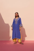 Load image into Gallery viewer, Blue Silk Choga Set