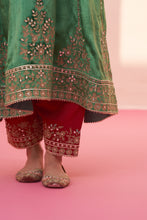 Load image into Gallery viewer, Green velvet choga set