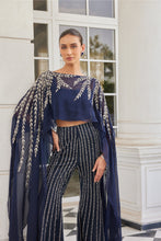 Load image into Gallery viewer, JACKETS AND CAPES