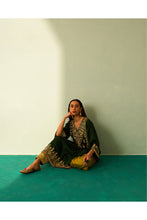 Load image into Gallery viewer, GREEN SILK Choga Set