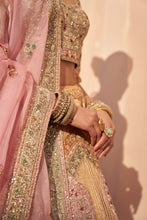Load image into Gallery viewer, Gold Organza Double Dupatta Lehenga Set