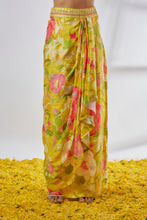 Load image into Gallery viewer, Saisha Drape Skirt Set