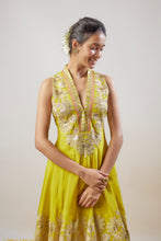 Load image into Gallery viewer, Neeti Dhoti Set