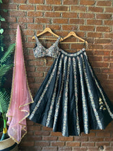 Load image into Gallery viewer, Black Resham and Mirror hand embroidered lehenga set with Blush Pink Dupatta