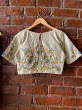 Load image into Gallery viewer, Lavender saree and Mint Green embroidered blouse set