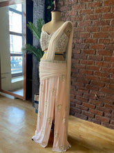 Load image into Gallery viewer, Powder Pink Draped saree
