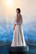 Load image into Gallery viewer, GREY ORGANZA CAPE SET