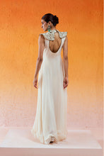 Load image into Gallery viewer, Ivory pilgrimmed collar embroidered gown